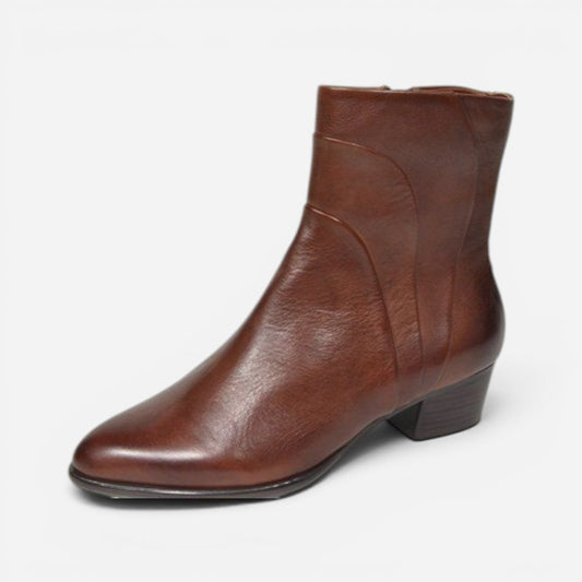 Lori 01 Cognac