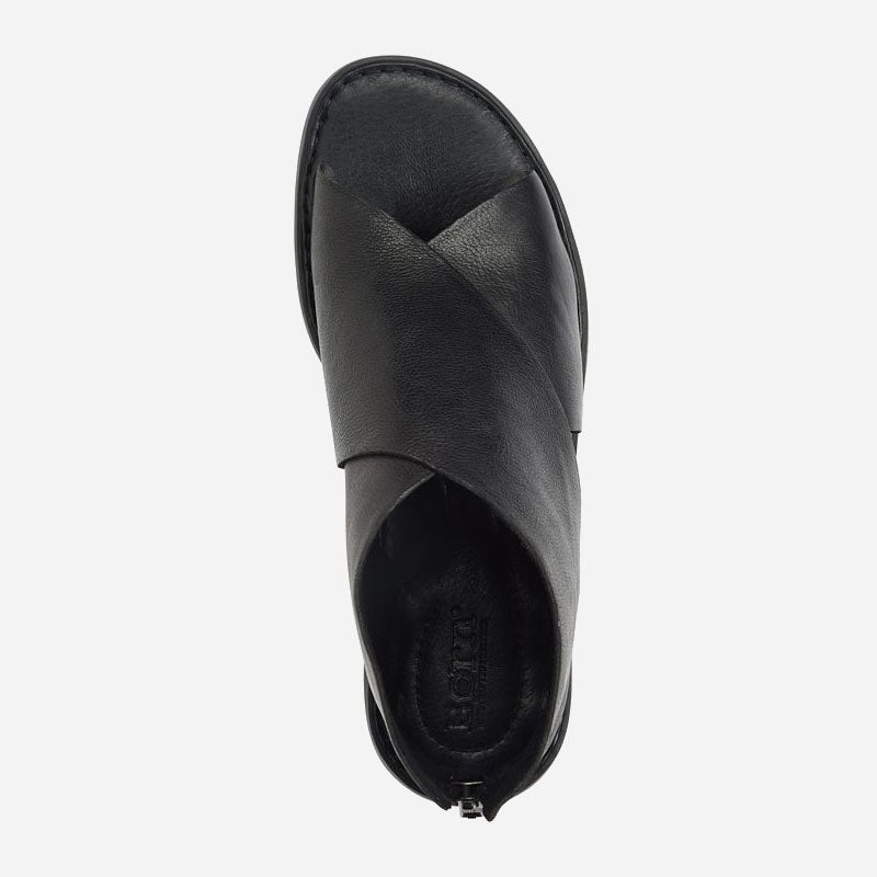 Iwa Black